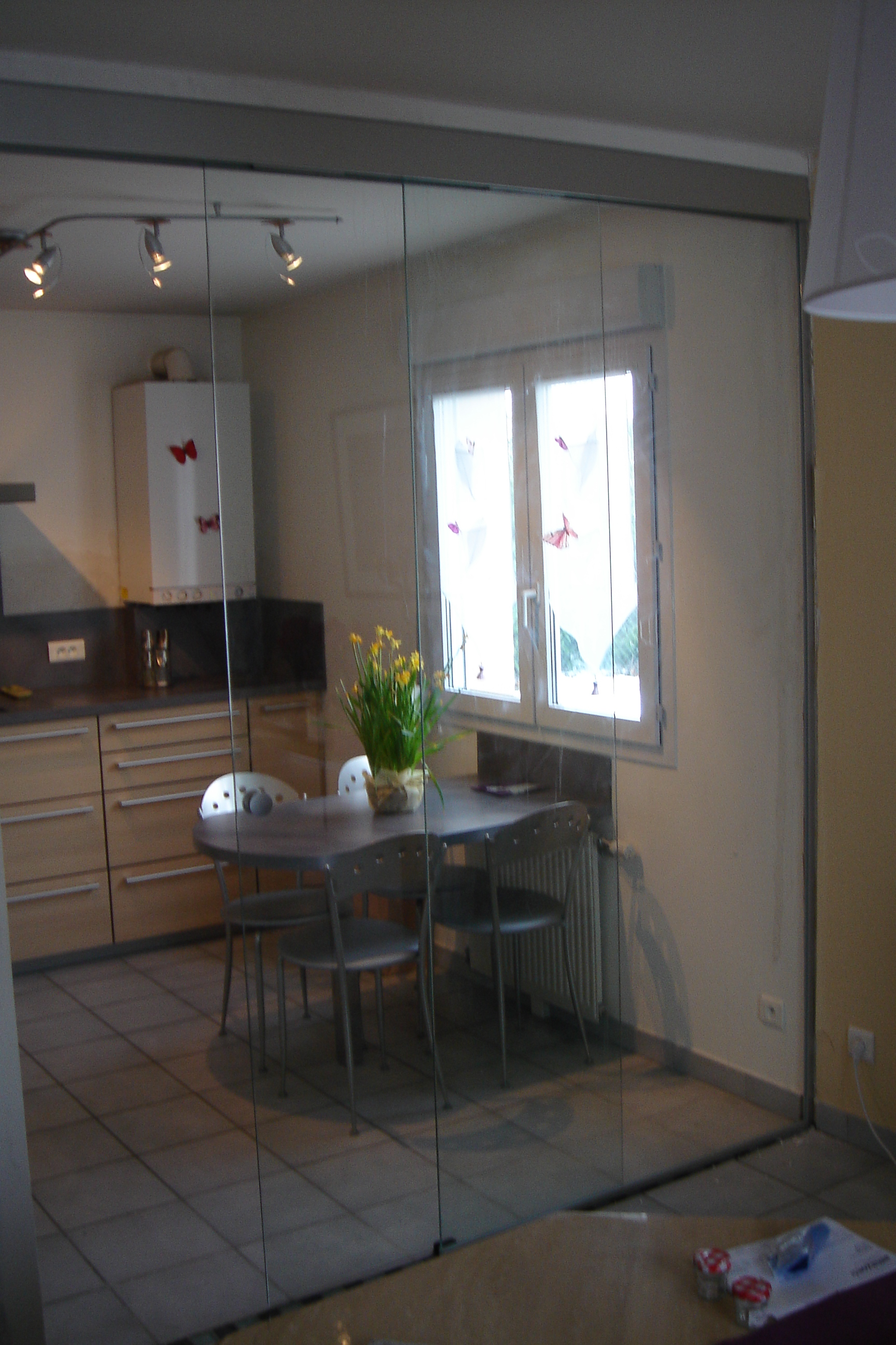 Cloisons et porte verre